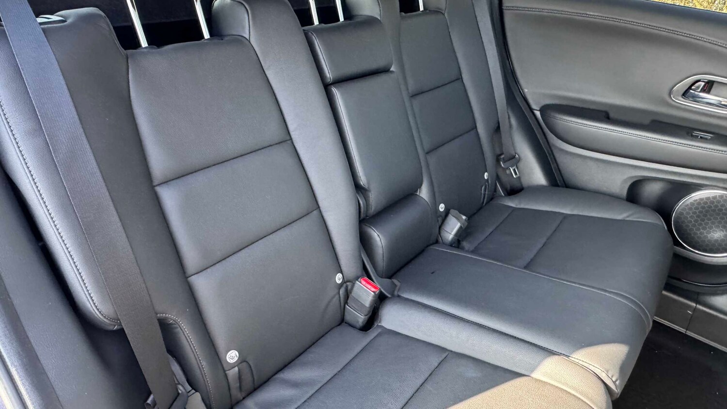 Used Honda HR-V for sale - 77856896: Photo 19