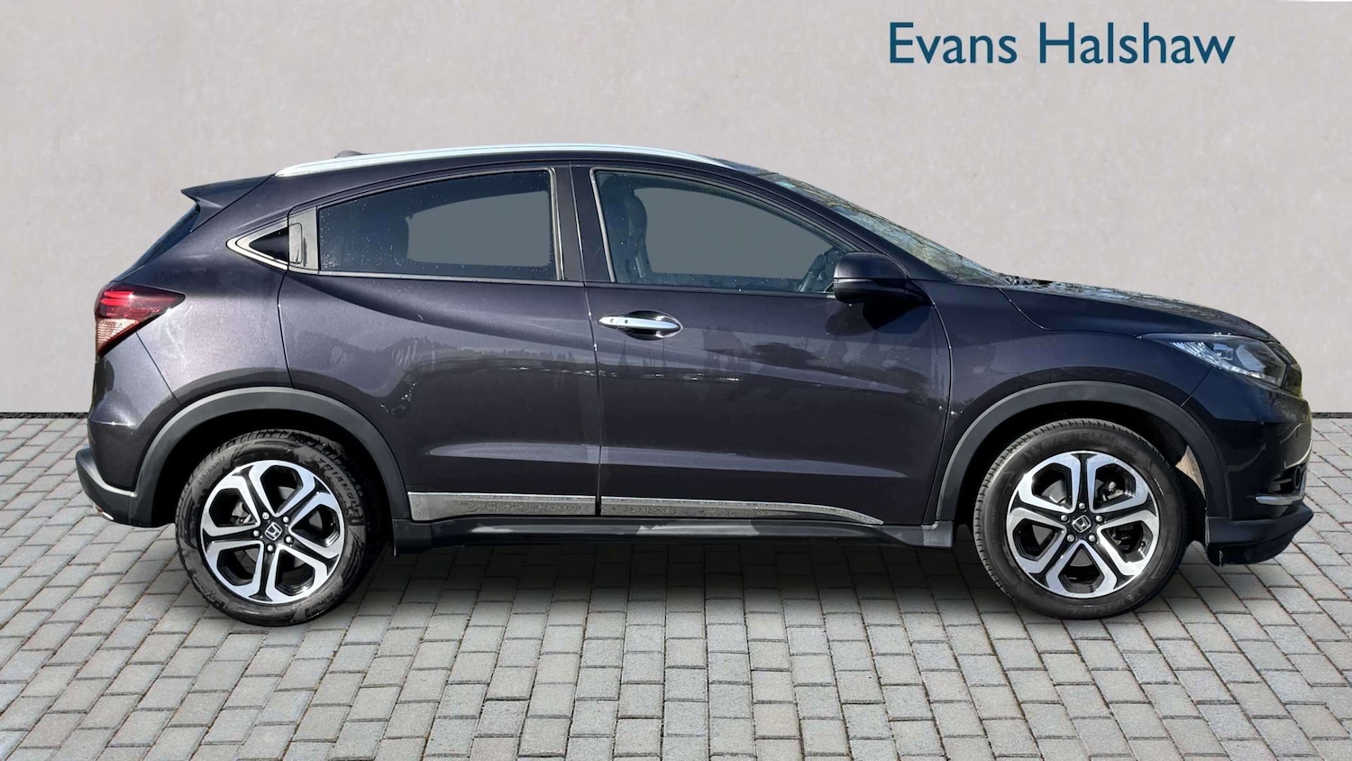 Used Honda HR-V for sale - 77856896: Photo 3