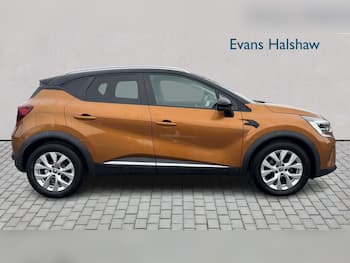 Used Renault Captur 2021 for sale - 79716102: Photo