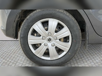Used Suzuki Swift 2020 for sale - 78604186: Photo