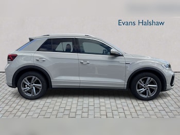Used Volkswagen T-Roc 2024 for sale - 79065168: Photo