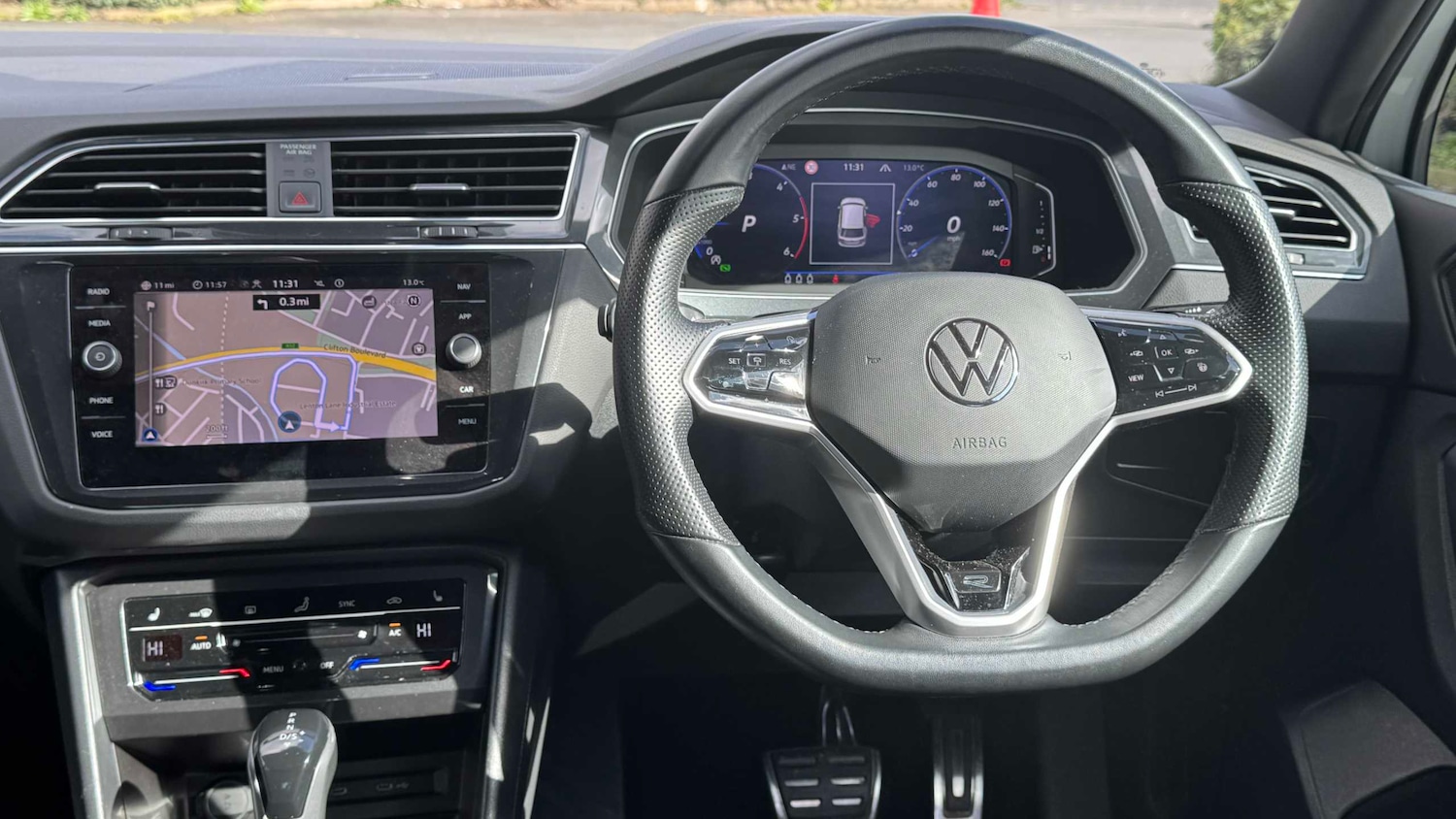 Used Volkswagen Tiguan for sale - 77862110: Photo 14