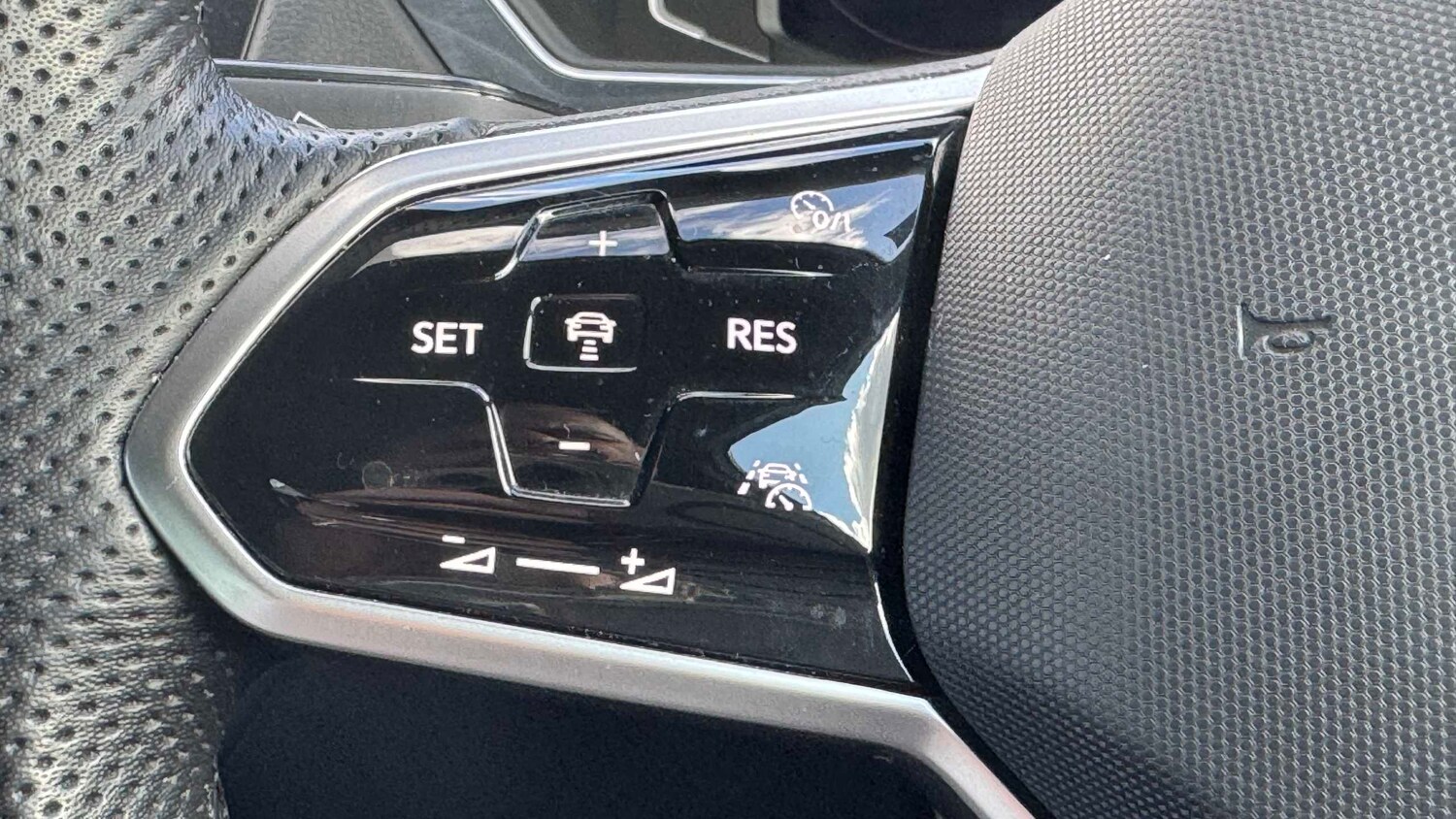 Used Volkswagen Tiguan for sale - 77862110: Photo 23