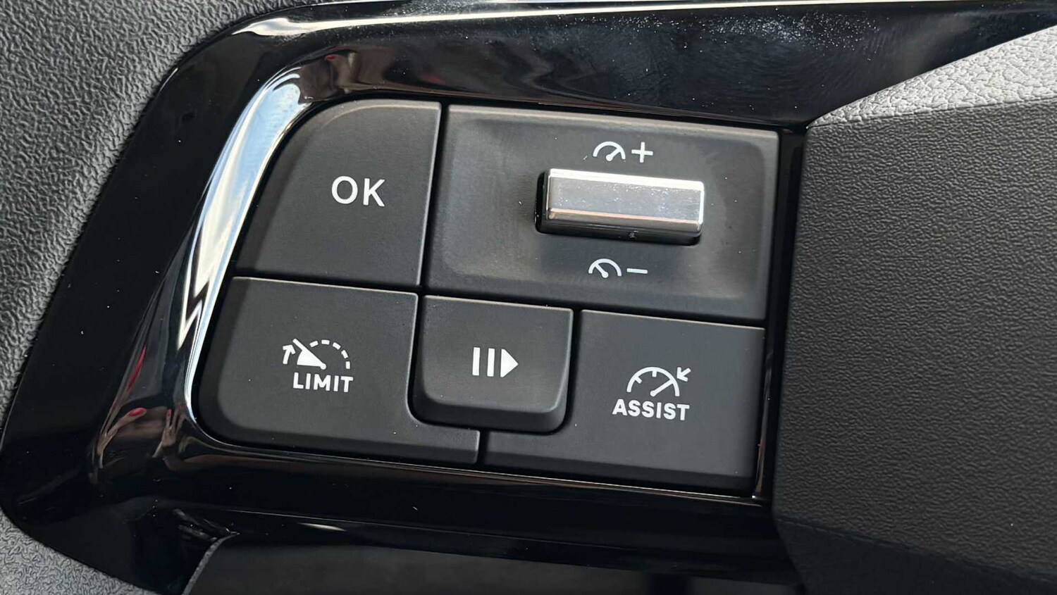 Used Vauxhall Vivaro 2024 for sale - 77861138: Photo 20