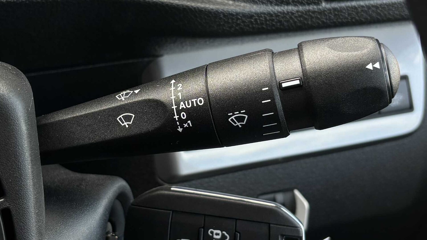 Used Vauxhall Vivaro 2024 for sale - 77861138: Photo 23