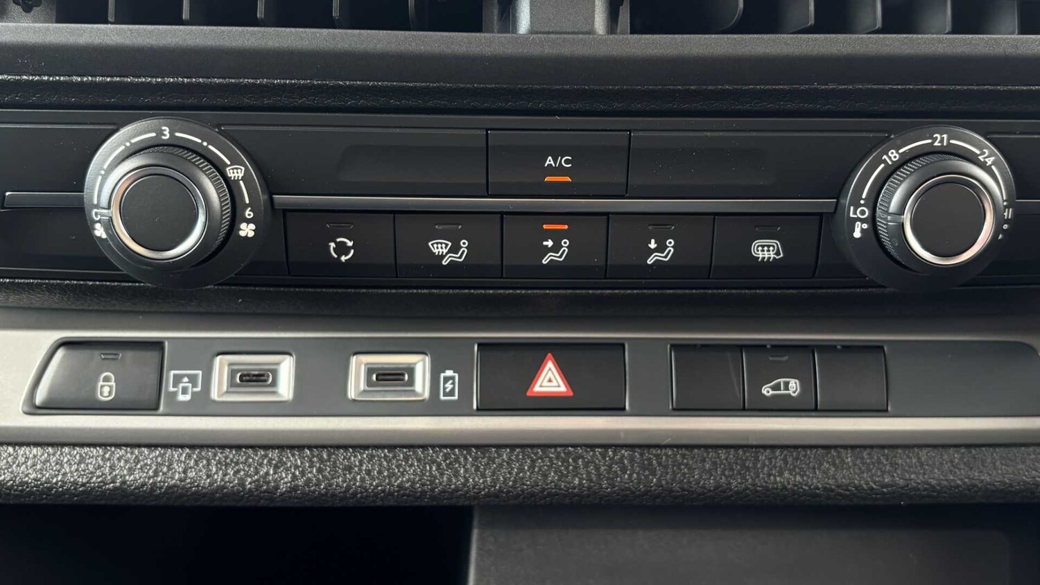 Used Vauxhall Vivaro 2024 for sale - 77861138: Photo 27