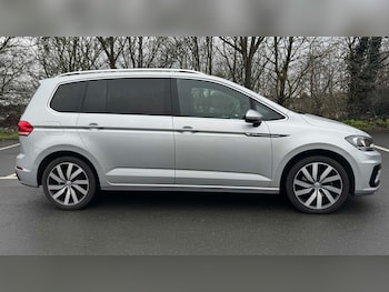 Used Volkswagen Touran 2020 for sale - 77858049: Photo