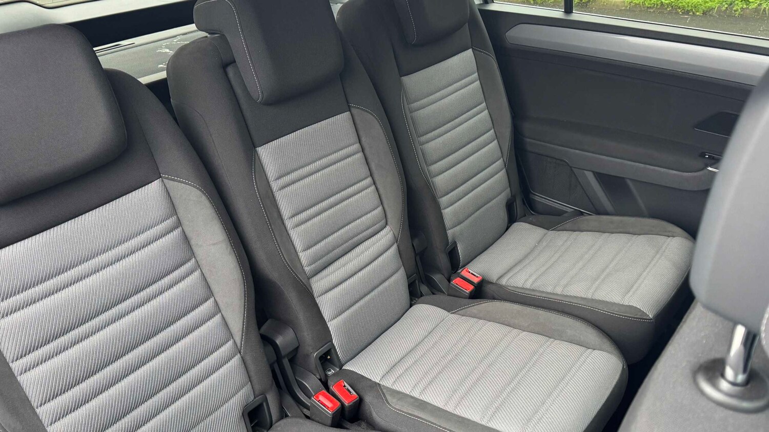 Used Volkswagen Touran for sale - 77858049: Photo 9