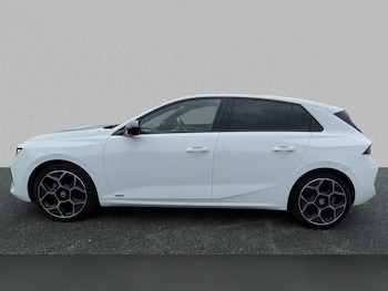 Used Vauxhall Astra 2023 for sale - 79351993: Photo