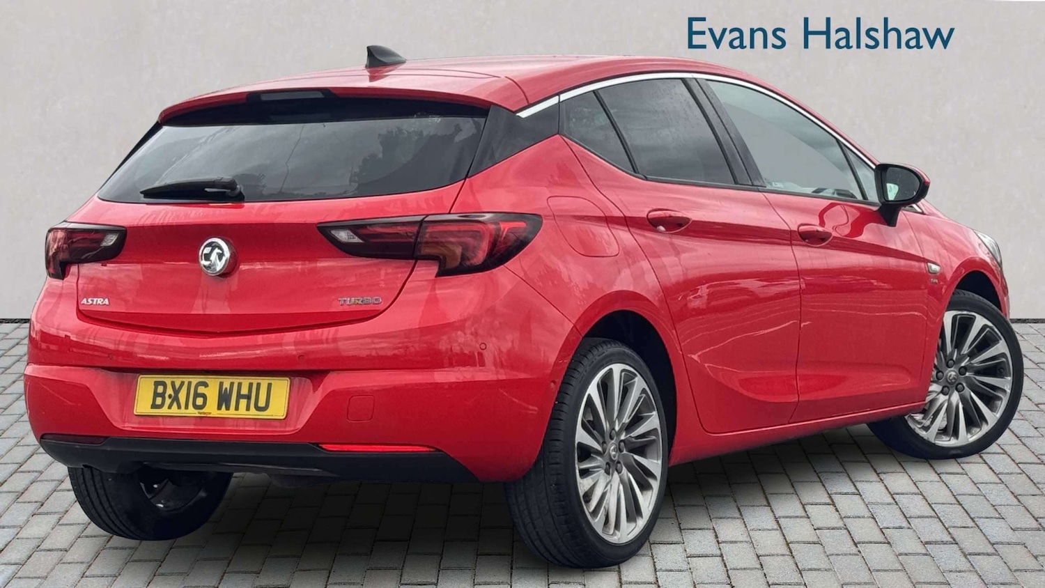 Used Vauxhall Astra for sale - 77859727: Photo 2