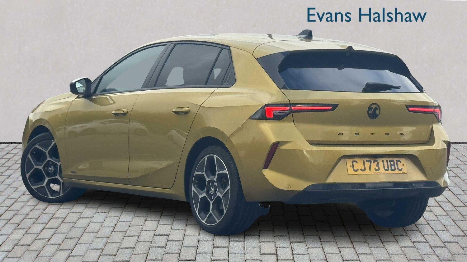 Used Vauxhall Astra 2023 for sale - 78010473: Photo 2