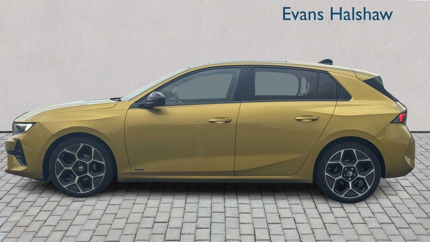 Used Vauxhall Astra 2023 for sale - 78010473: Photo 5