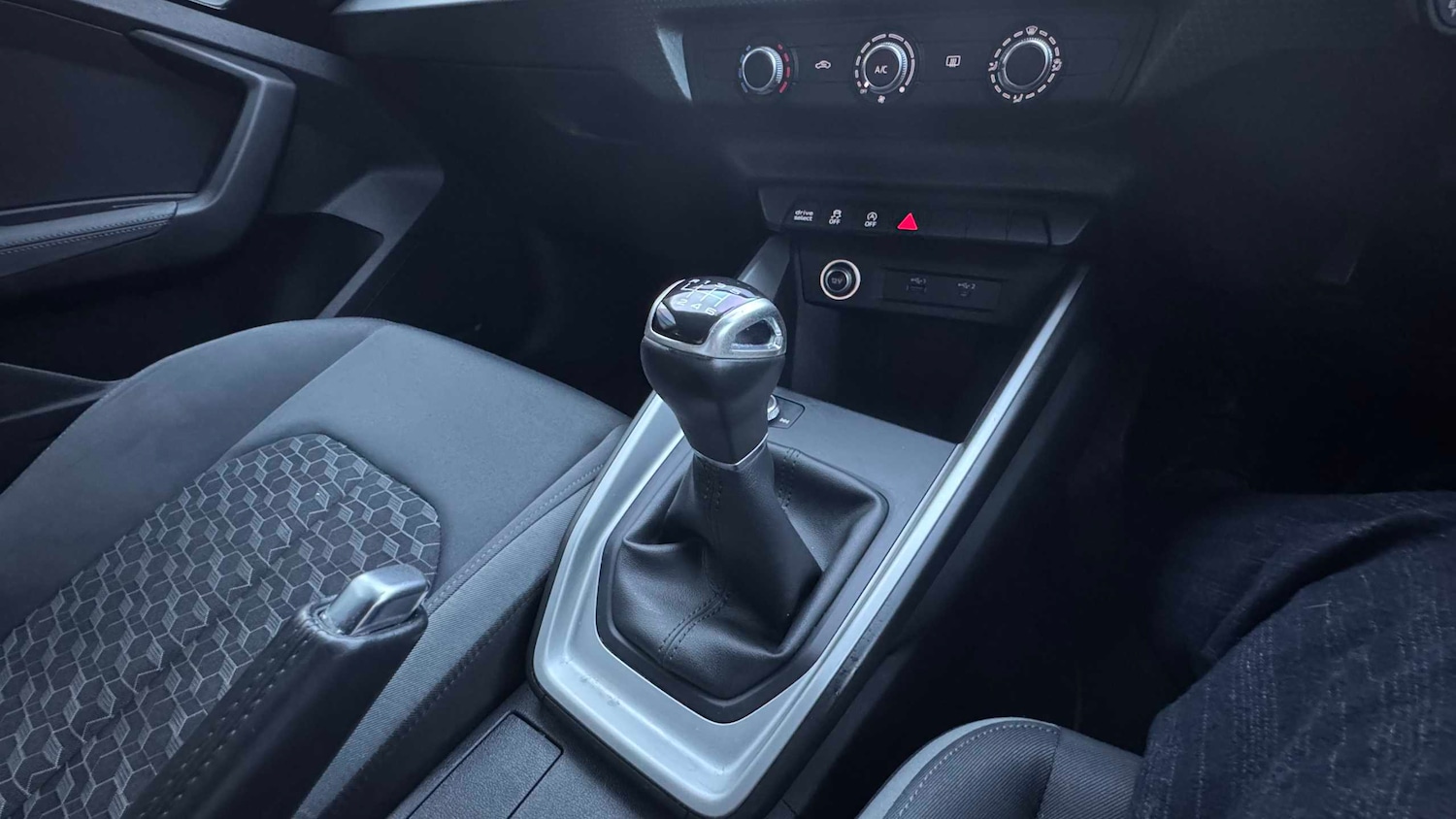 Used Audi A1 for sale - 77859840: Photo 16