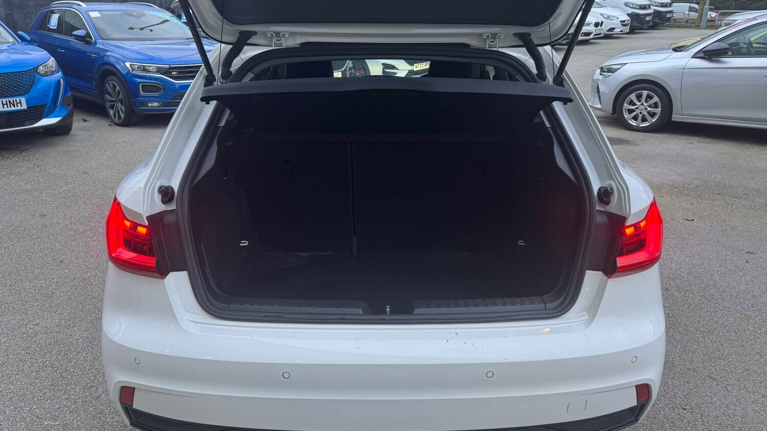 Used Audi A1 for sale - 77859840: Photo 8