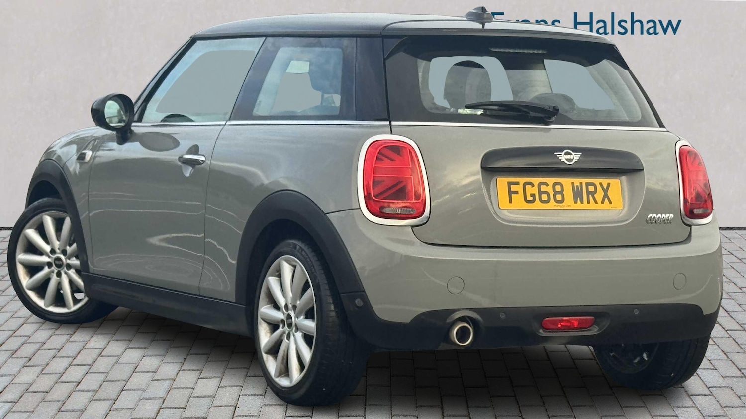 Used MINI Hatch 2018 for sale - 78161551: Photo 2