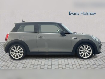 Used MINI Hatch 2018 for sale - 78161551: Photo