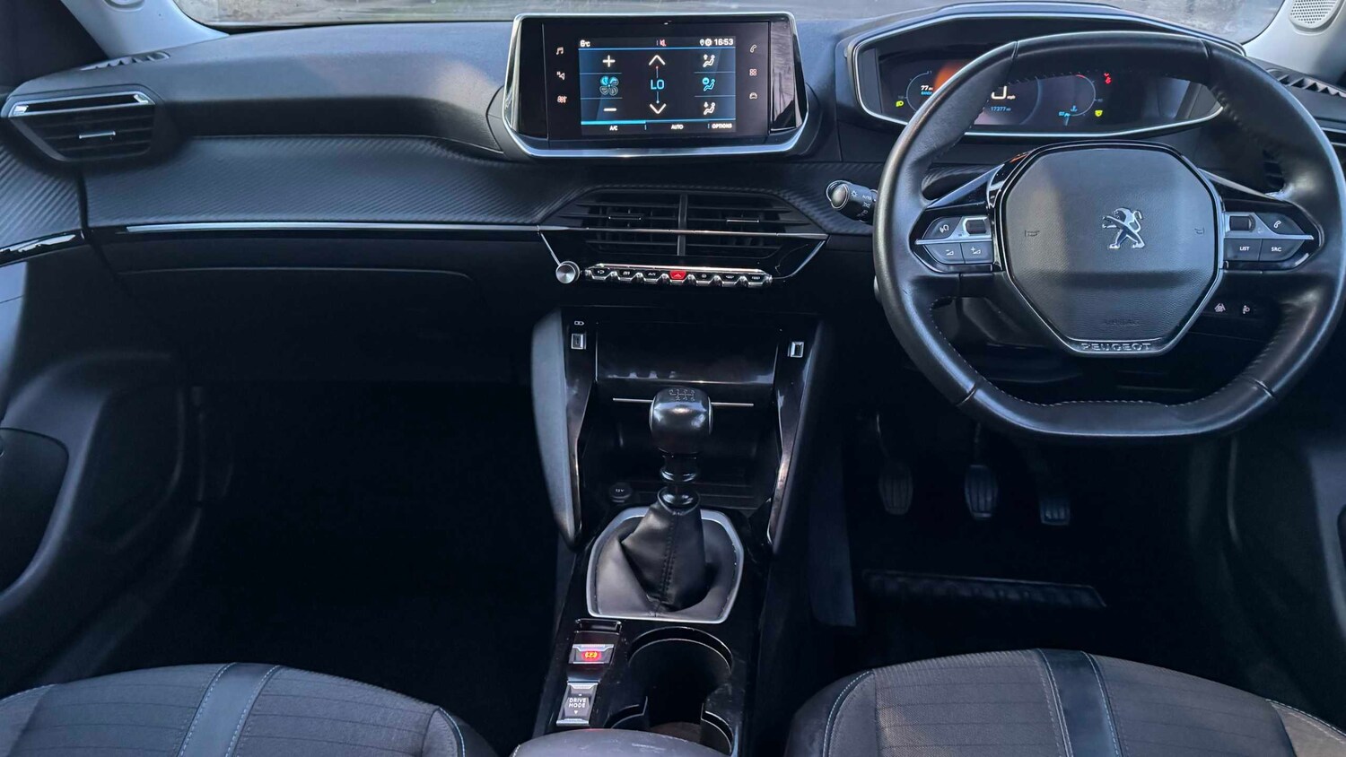 Used Peugeot 2008 2021 for sale - 78209312: Photo 14
