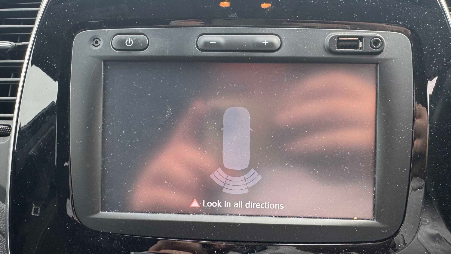 Used Renault Captur for sale - 78052347: Photo 14