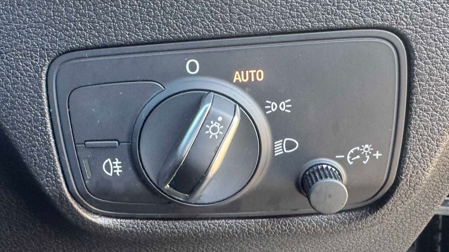 Used Audi Q2 for sale - 77862560: Photo 13