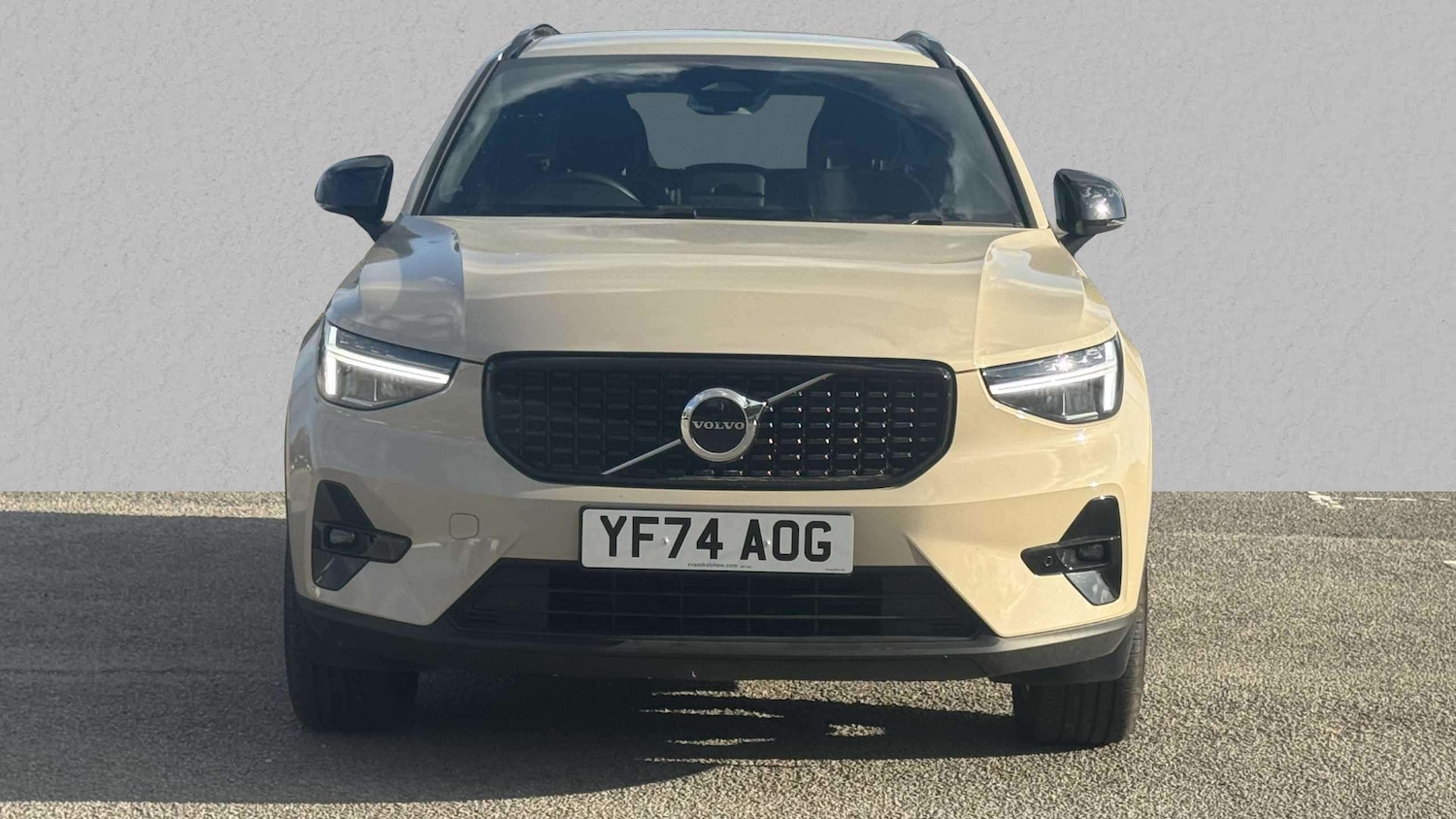 Used Volvo XC40 2024 for sale - 78129596: Photo 4