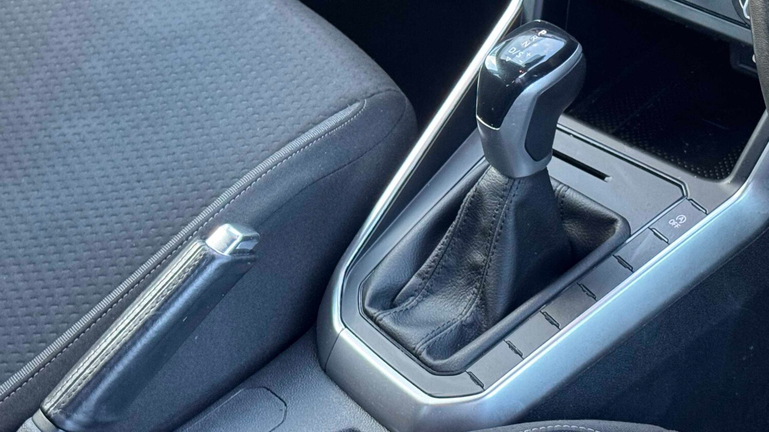 Used Volkswagen Polo 2024 for sale - 77858789: Photo 12