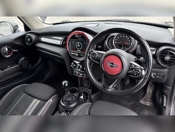 Used MINI Hatch 2018 for sale - 78949559: Photo