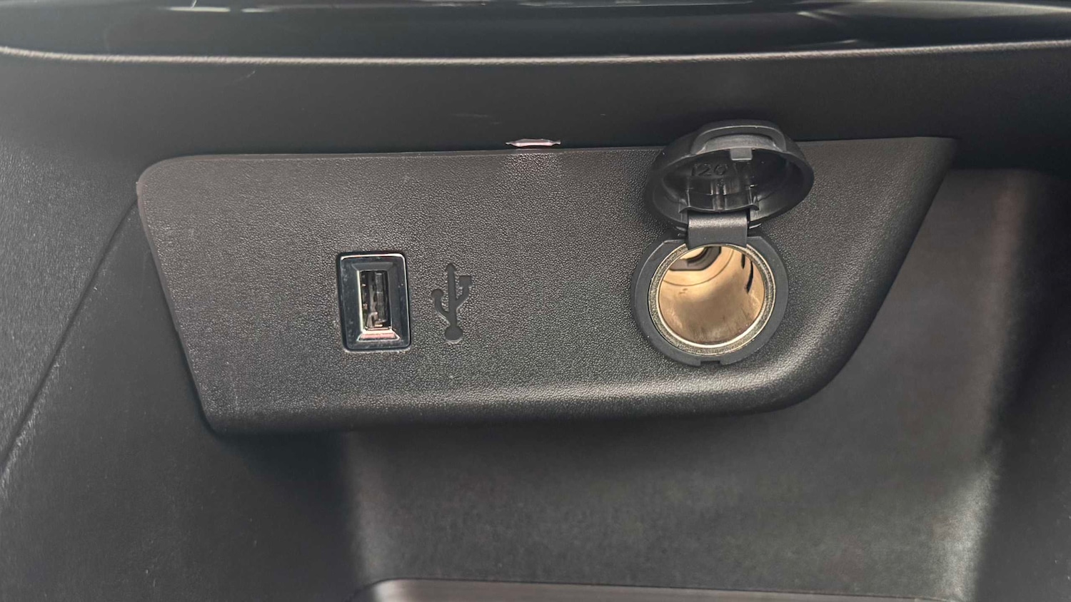 Used Vauxhall Corsa 2024 for sale - 78010456: Photo 16