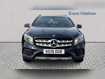 Used Mercedes-Benz GLA 2019 for sale - 79523986: Photo