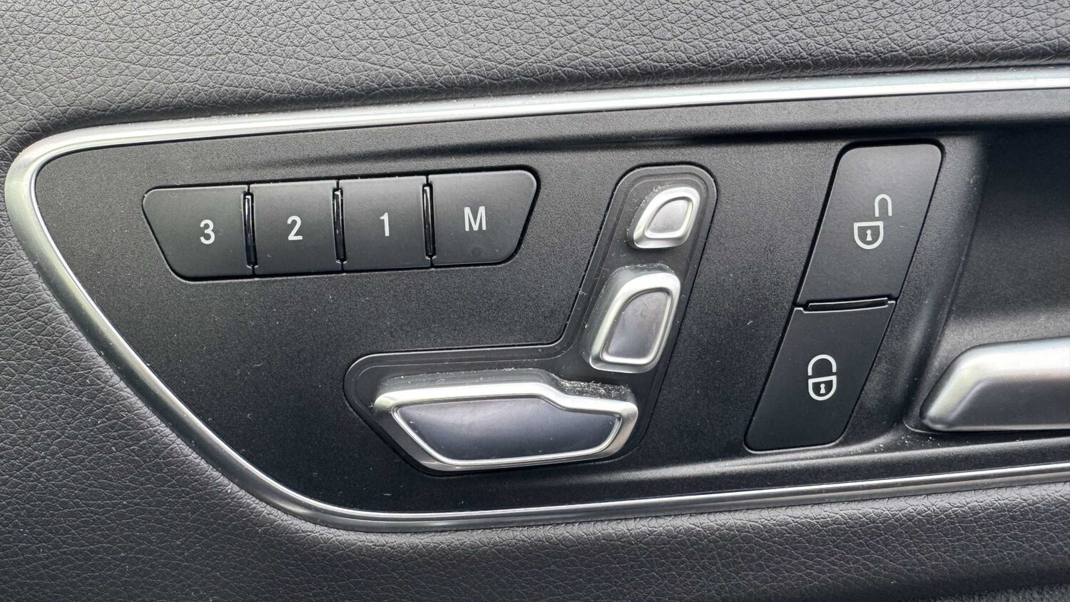 Used Mercedes-Benz A-Class 2017 for sale - 78129615: Photo 19