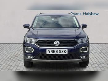 Used Volkswagen T-Roc 2018 for sale - 79672221: Photo