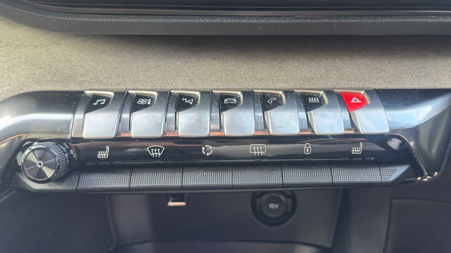 Used Peugeot 3008 2021 for sale - 77859295: Photo 13