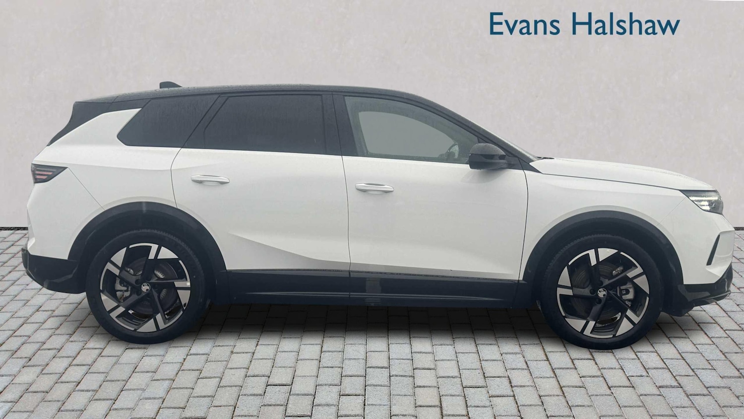 Used Vauxhall Grandland for sale - 77862036: Photo 3