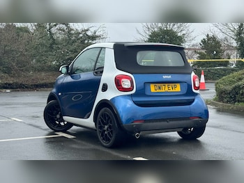 Used smart fortwo 2017 for sale - 77861996: Photo