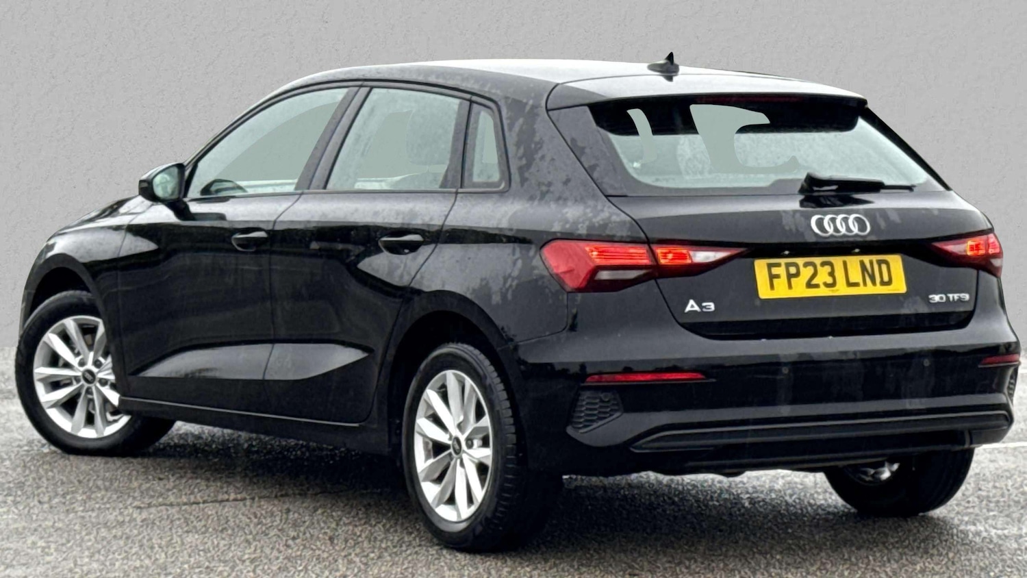 Used Audi A3 for sale - 77861880: Photo 2