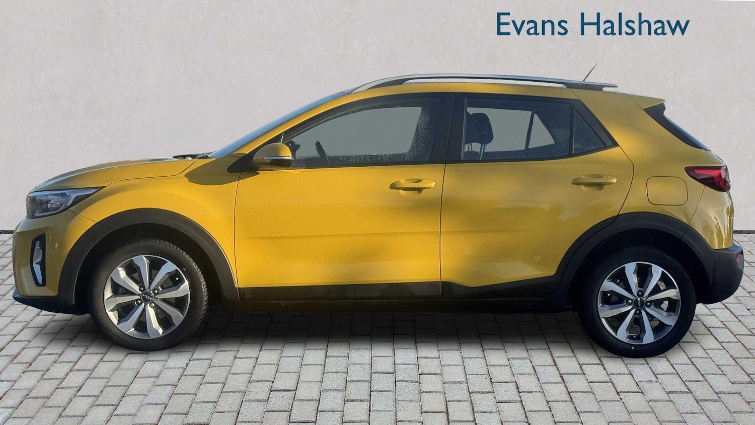 Used Kia Stonic 2022 for sale - 77856692: Photo 6