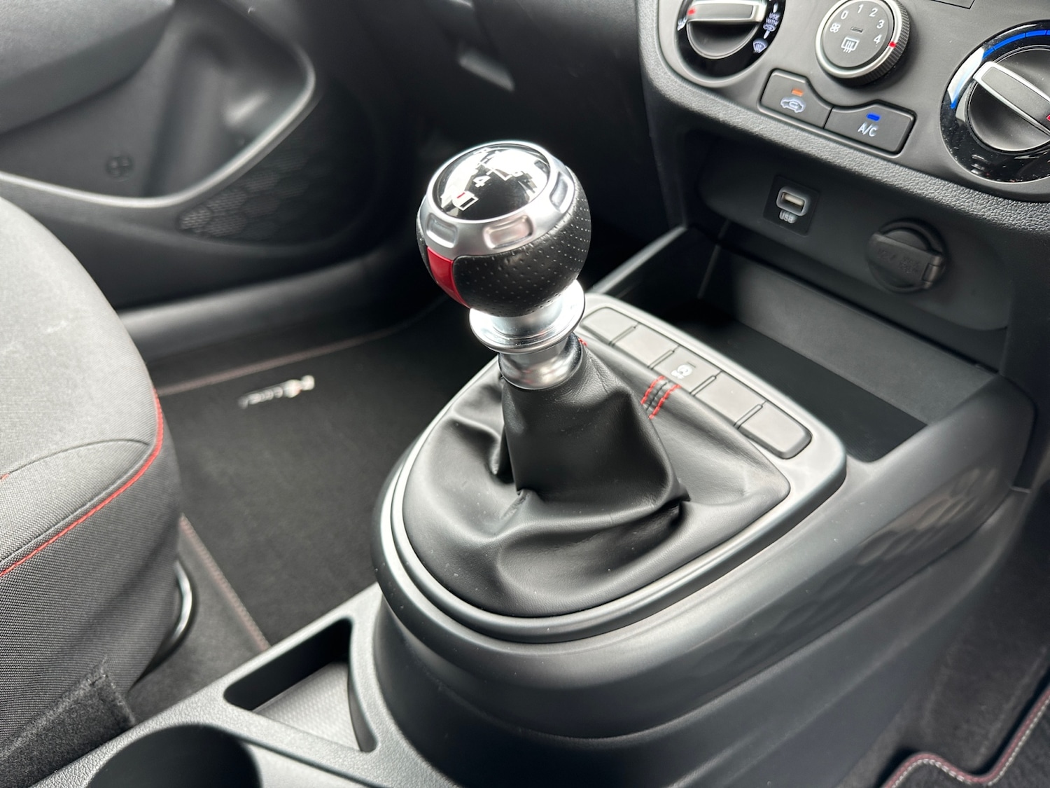 Used Hyundai i10 2020 for sale - 76533834: Photo 10