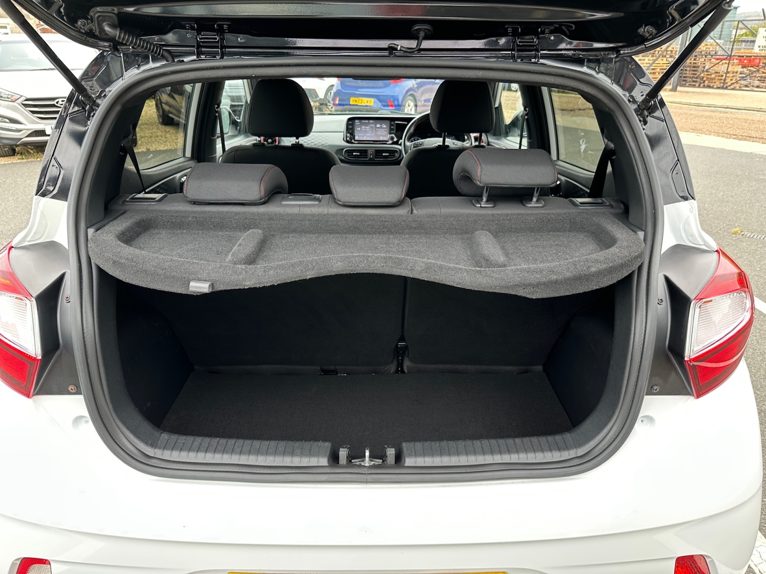 Used Hyundai i10 2020 for sale - 76533834: Photo 20