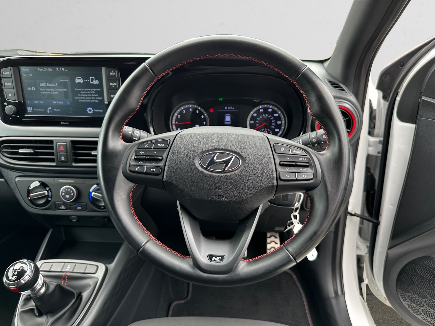 Used Hyundai i10 2020 for sale - 76533834: Photo 9