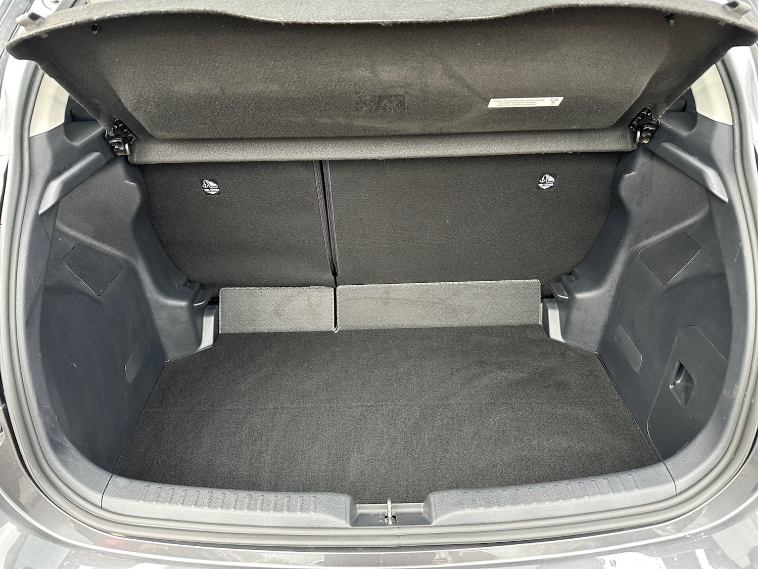 Used Mazda Mazda2 HYBRID 2023 for sale - 77326369: Photo 20