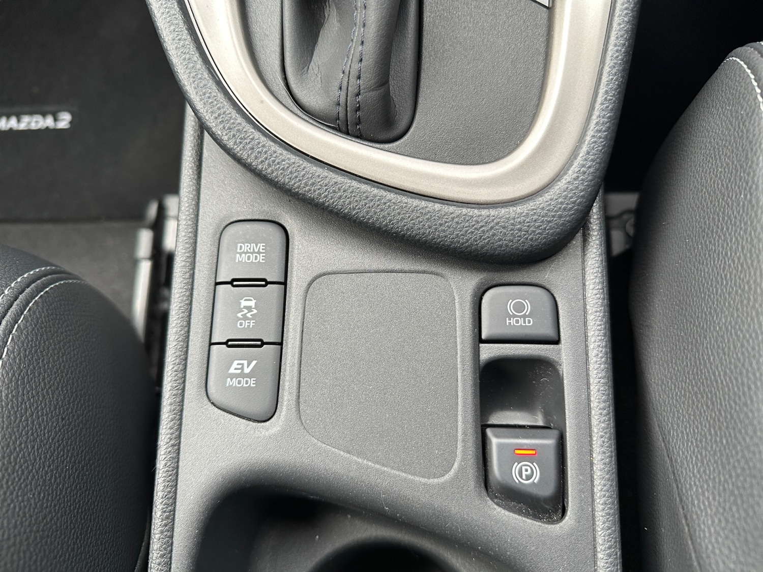 Used Mazda Mazda2 HYBRID 2023 for sale - 77326369: Photo 28