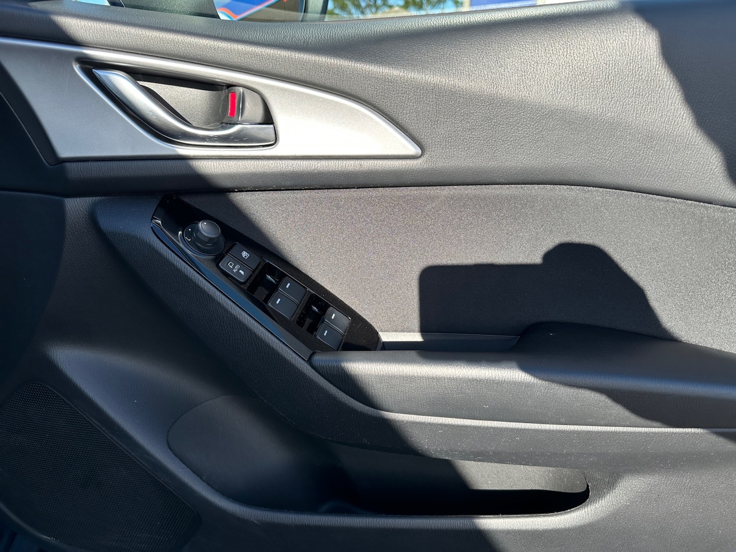 Used Mazda Mazda3 2018 for sale - 77434799: Photo 27