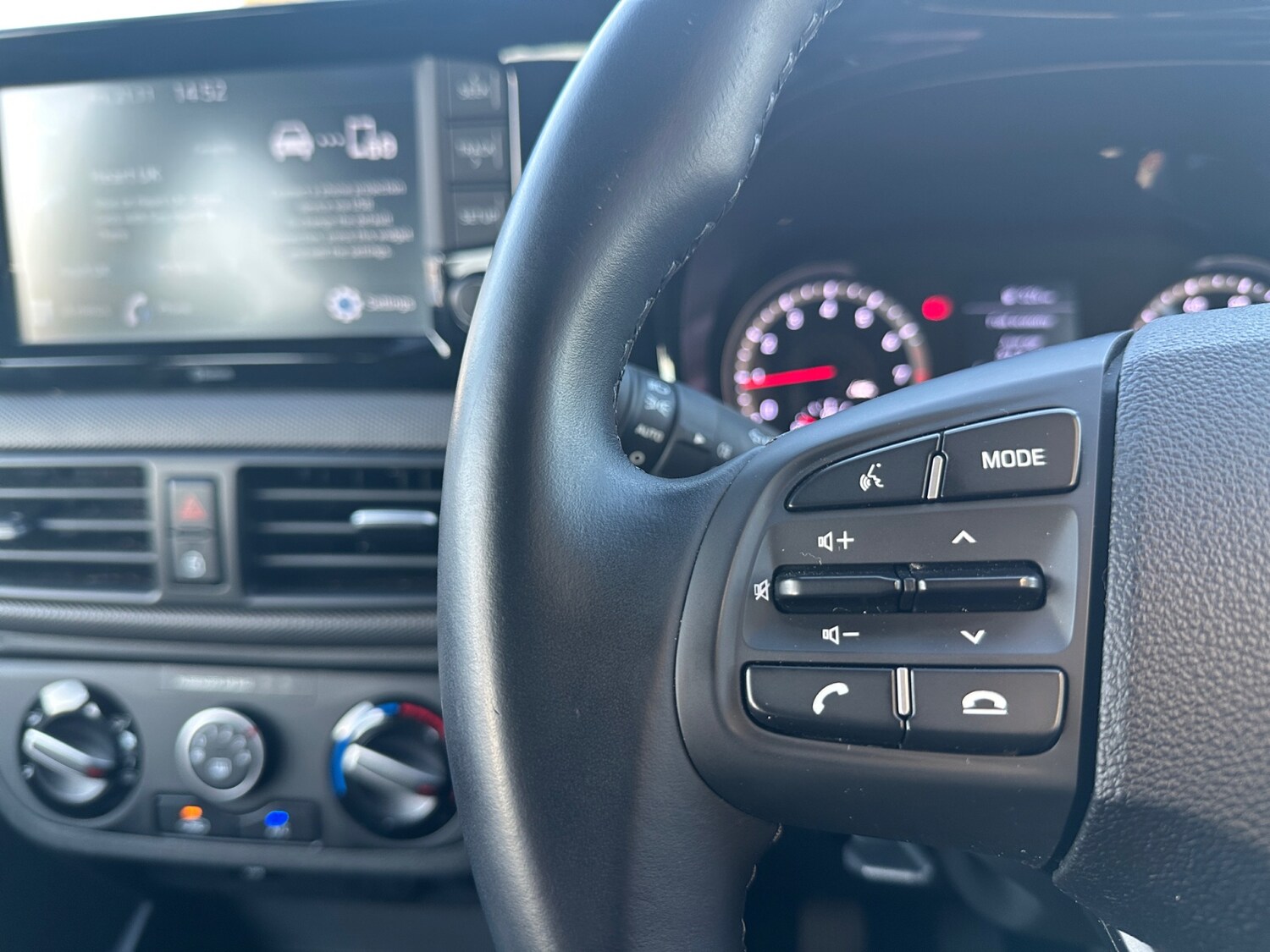 Used Hyundai i10 2021 for sale - 76652335: Photo 26