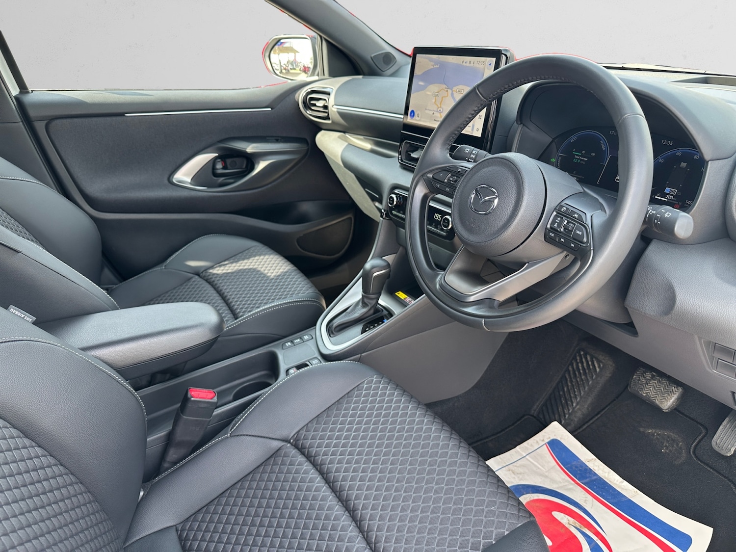 Used Mazda Mazda2 HYBRID 2025 for sale - 77965227: Photo 14