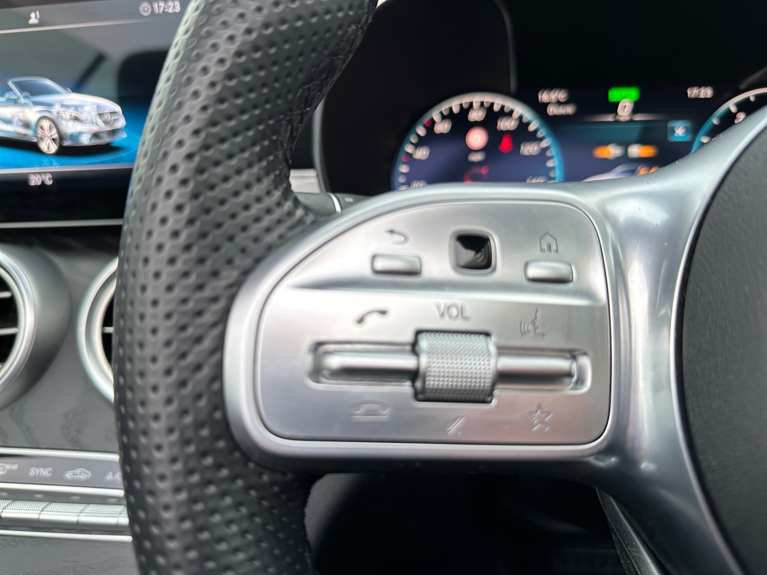 Used Mercedes-Benz C Class 2019 for sale - 76533843: Photo 26