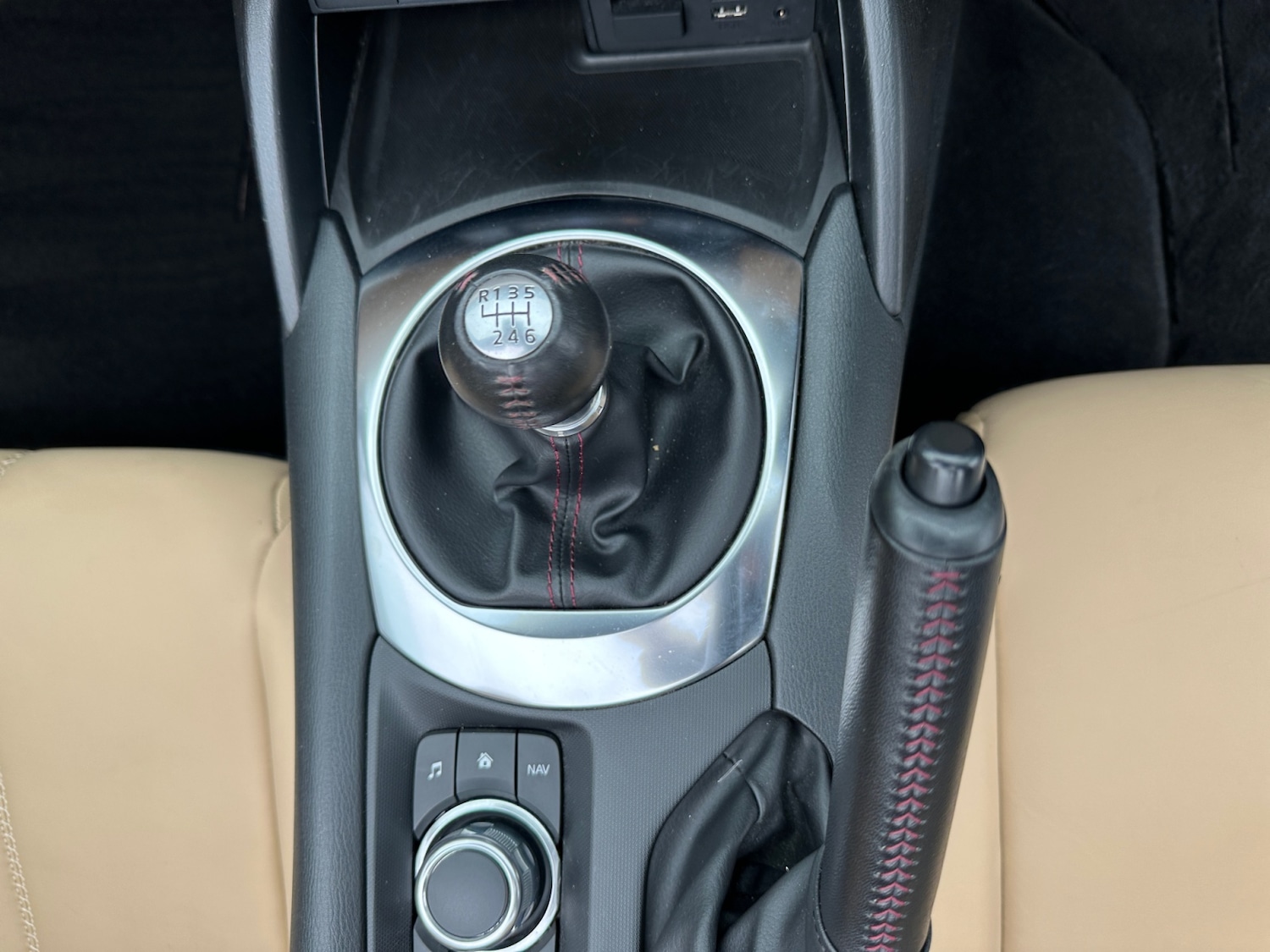 Used Mazda MX-5 2018 for sale - 76534035: Photo 10