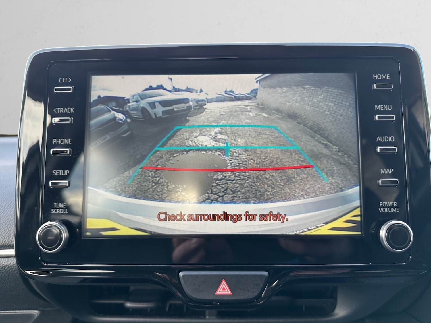 Used Mazda Mazda2 HYBRID 2022 for sale - 76640363: Photo 21