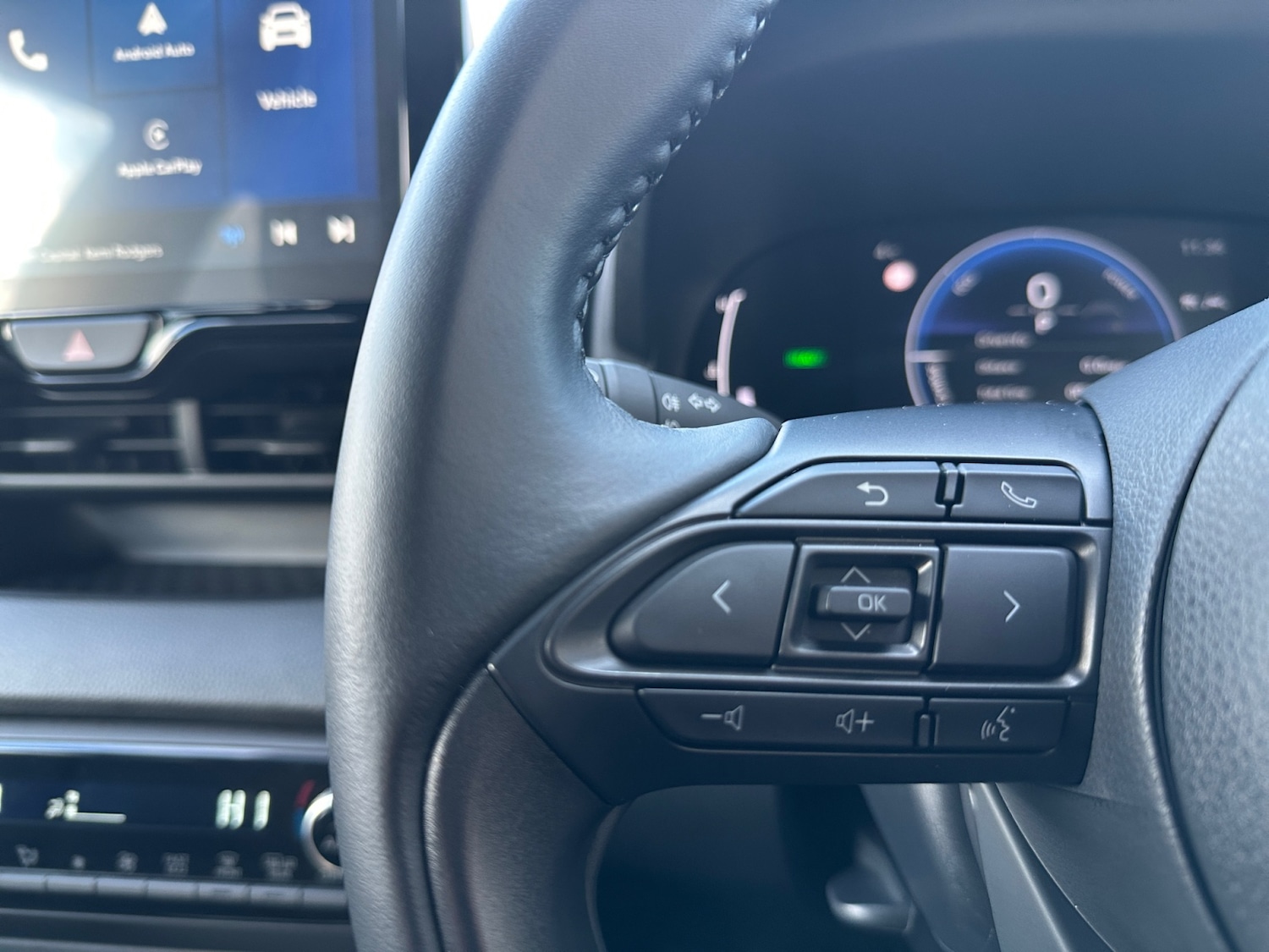 Used Mazda Mazda2 HYBRID 2025 for sale - 76640368: Photo 26