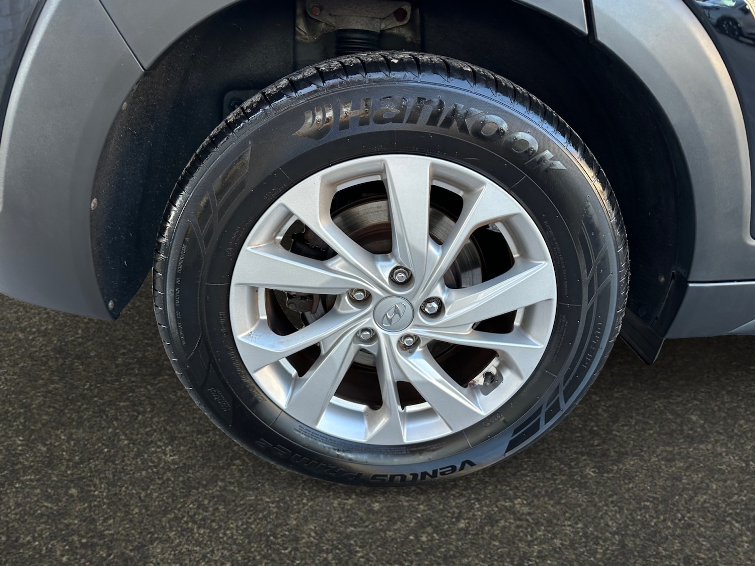 Used Hyundai TUCSON 2018 for sale - 76652687: Photo 12