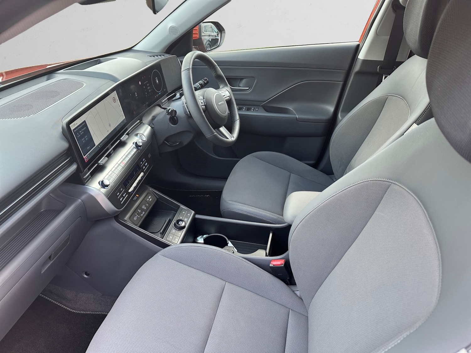 Used Hyundai KONA 2025 for sale - 76738263: Photo 6