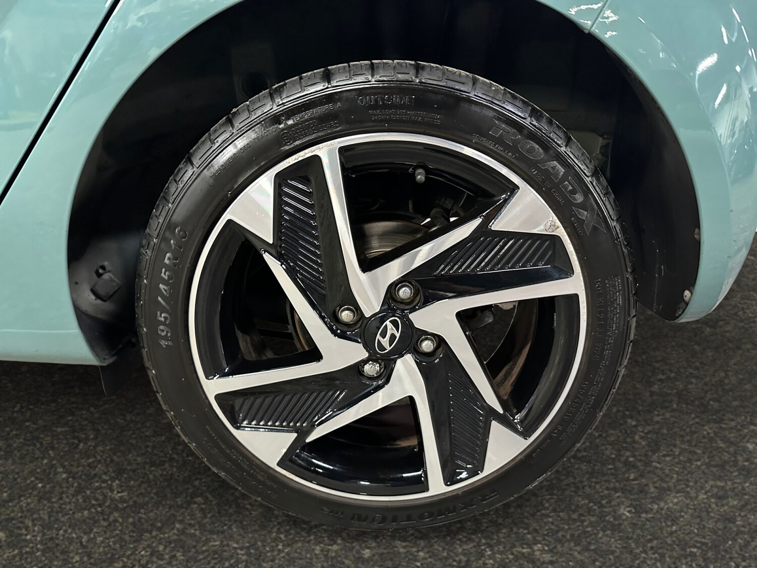 Used Hyundai i10 2021 for sale - 76745293: Photo 9